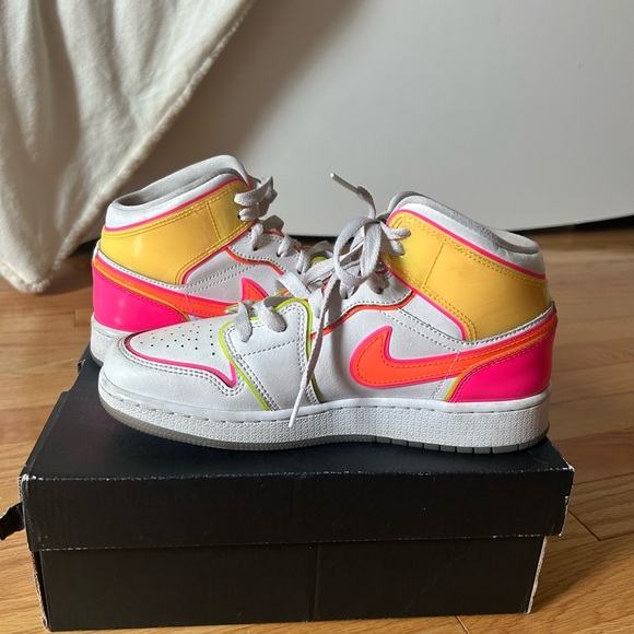 jordan one edge glow